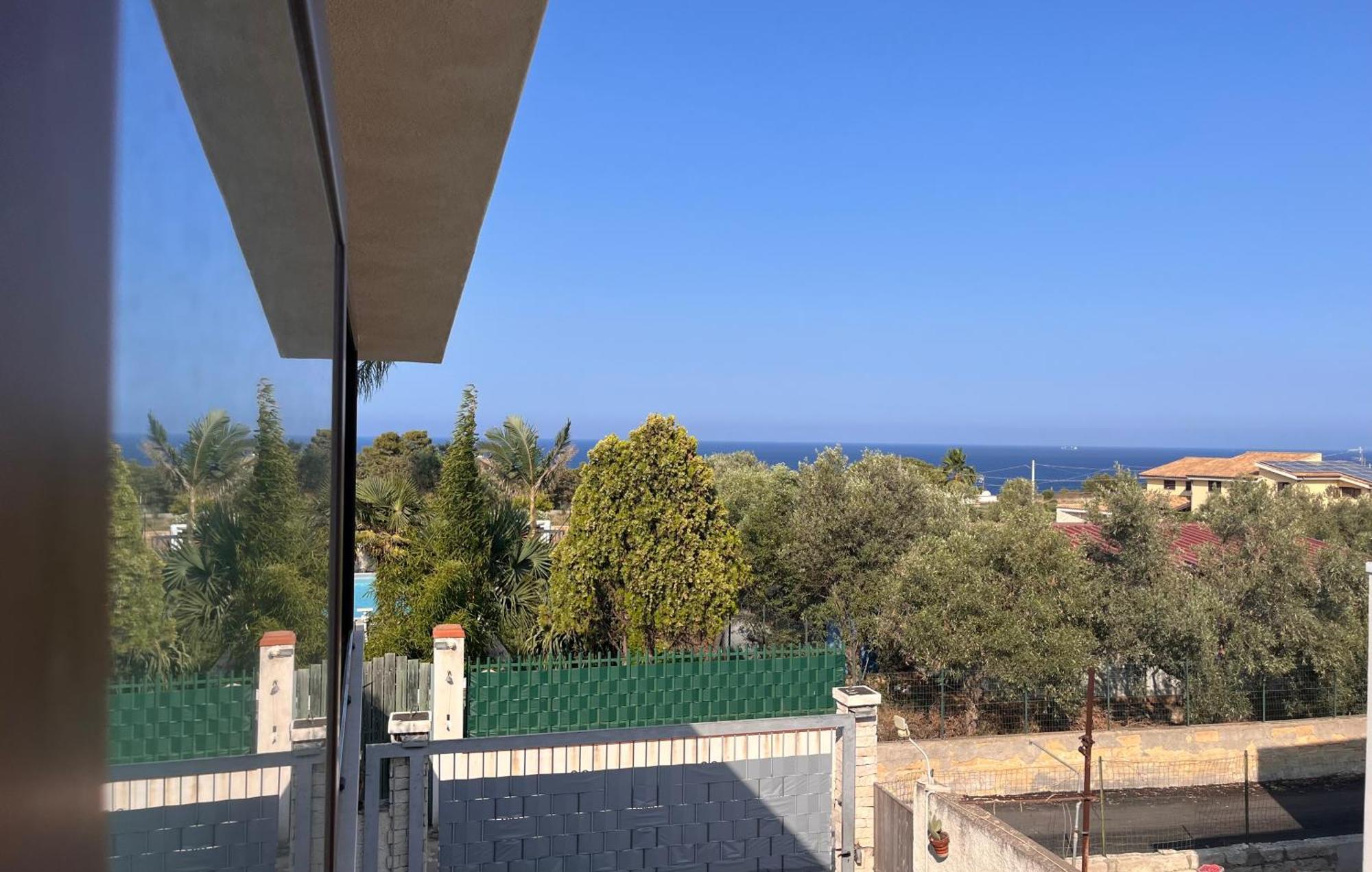 The Blue Window - Rooms - 300M From Sea Аугуста Экстерьер фото